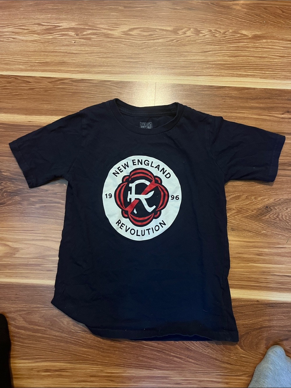 New England Revolution Kids Navy Short Sleeve Tee Size 8